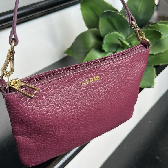 Lodis Genuine Leather Burgundy Shoulder Purse Like New, Pebbled - Picture 2 of 9